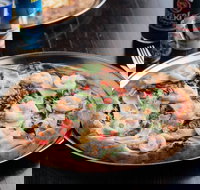 The Village Pizzeria - Accommodation Yamba