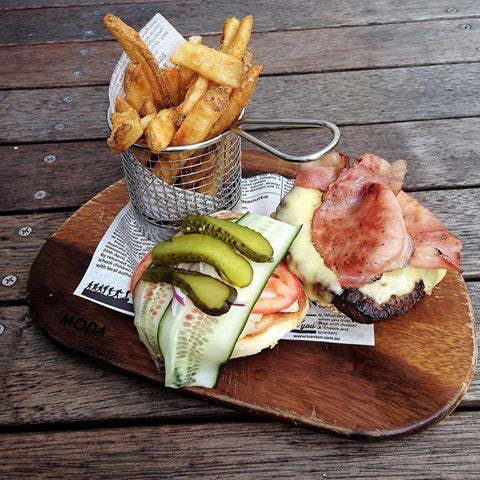 Chapter & Verse Bar And Lounge - Accommodation Yamba 0