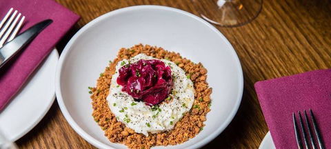 Annata - Accommodation Yamba 2