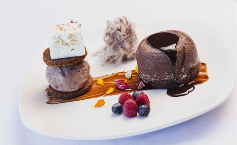 L' Aqua Restaurant - Accommodation Yamba 5
