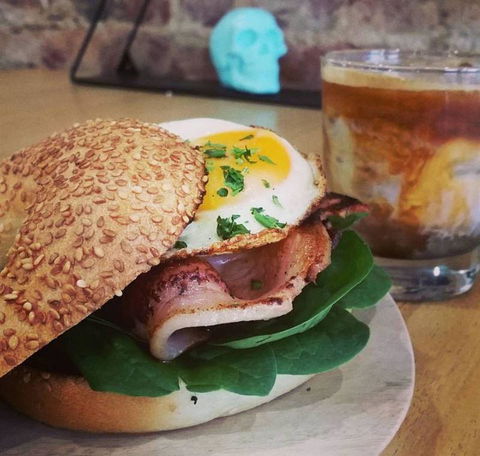 Drummer Boy Cafe - Accommodation Yamba 4