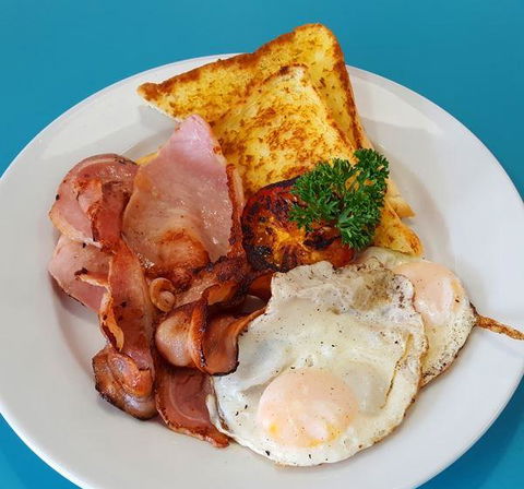 RJ's Rock N Roll Diner - Accommodation Yamba 6