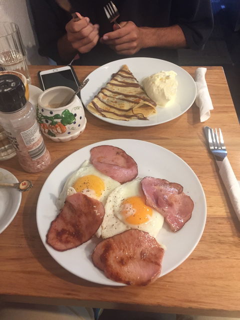 Aix Cafe Creperie Salon - Accommodation Yamba 5