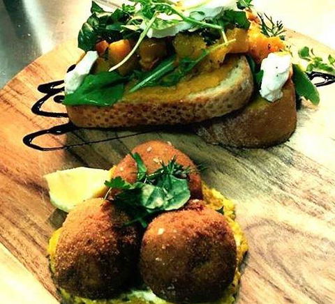 Ambrosia Cafe - Accommodation Yamba 9