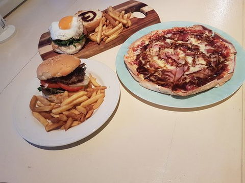 PJ's Bar - Accommodation Yamba 0