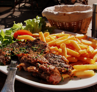 Lake Macquarie Hotel - Accommodation Yamba