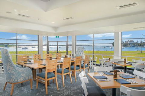Aqua Restaurant (The Westport Club) - Accommodation Yamba 0