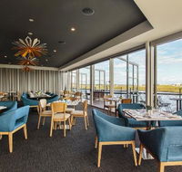 Wildflower Restaurant and Bar at Best Western Plus Lake Kawana - Accommodation Yamba