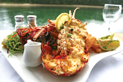 The Colonel’s Restaurant & Bar - Accommodation Yamba 2