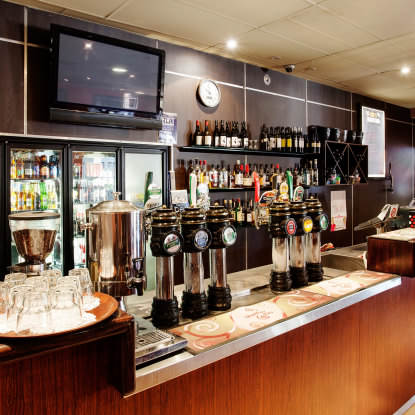 Upper Ross Hotel - Accommodation Yamba 4