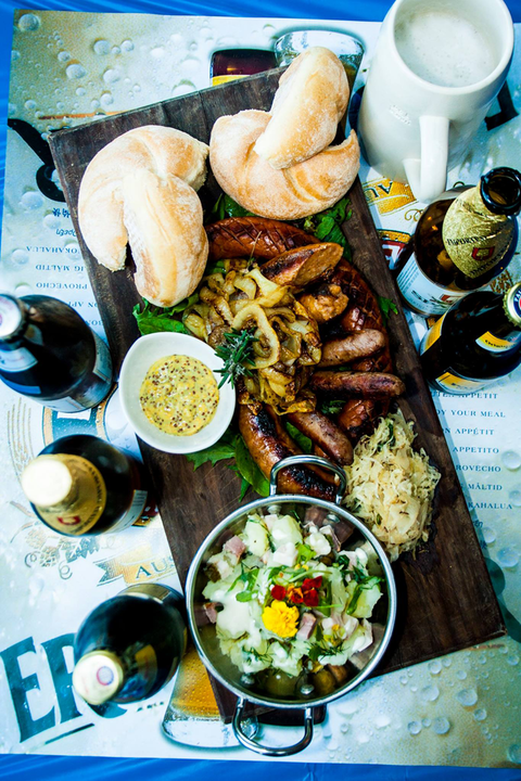 Denmans Beer Cafe - Accommodation Yamba 4