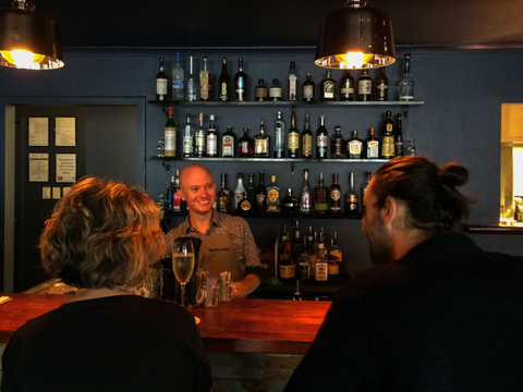 Walter’s Lounge - Accommodation Yamba 0
