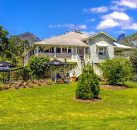 Maviss Kitchen  Cabins - Accommodation Yamba