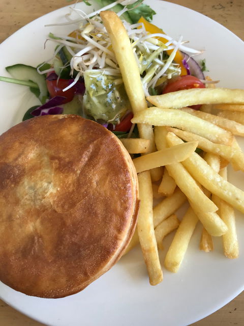 Riverview Hotel - Accommodation Yamba 8