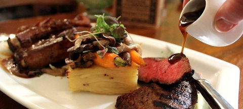 Amarok Bar & Restaurant - Accommodation Yamba 3