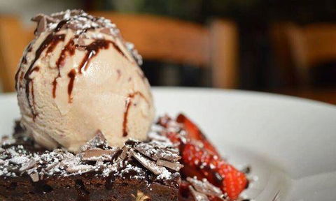 Amarok Bar & Restaurant - Accommodation Yamba 7