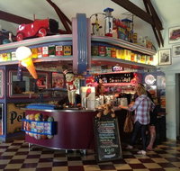 Cruzin' in the 50's Diner - Accommodation Yamba