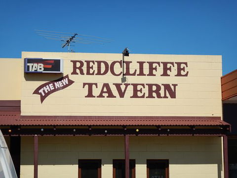 Redcliffe Tavern - Accommodation Yamba 0