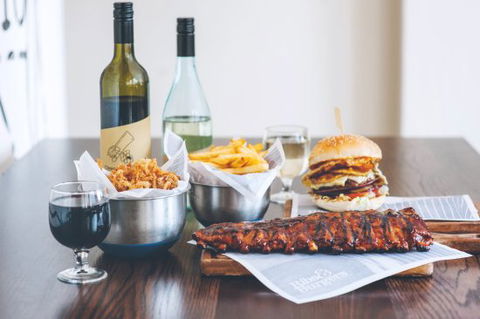 Ribs & Burgers - Accommodation Yamba 0