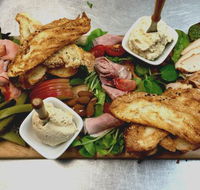 Holy Smoke - Accommodation Yamba