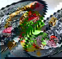 Pallet Home  Table - Accommodation Yamba