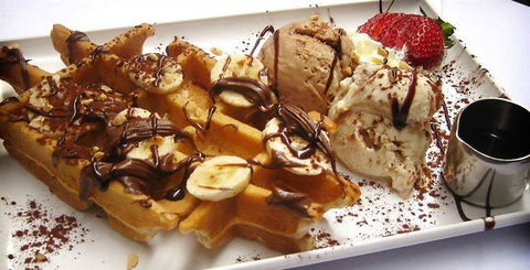 Acropolis Souvlaki Bar - Accommodation Yamba 6