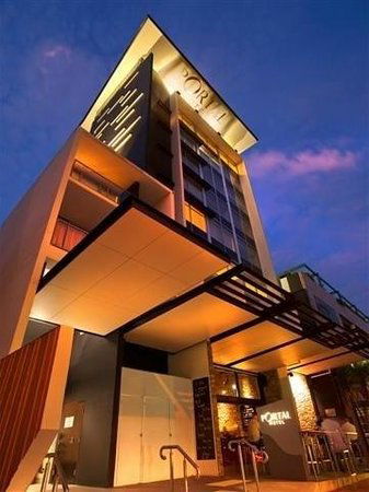 O Bar & Restaurant - Accommodation Yamba 0