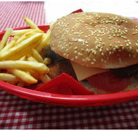 Mel's Diner  takeaway - Accommodation Yamba