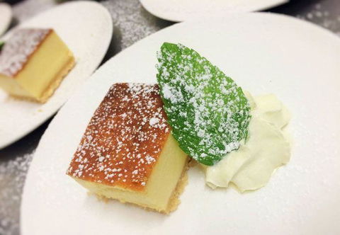Hatters Tea House - Accommodation Yamba 10