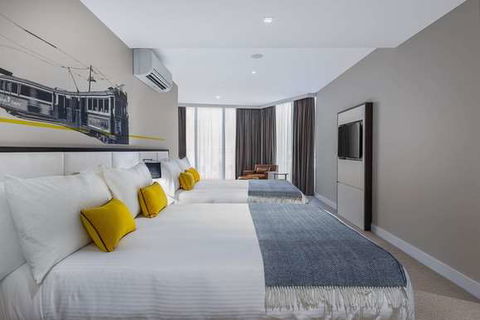 Peppers Docklands - Accommodation Yamba 3