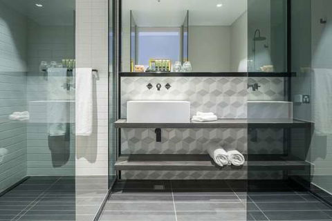 Peppers Docklands - Accommodation Yamba 8