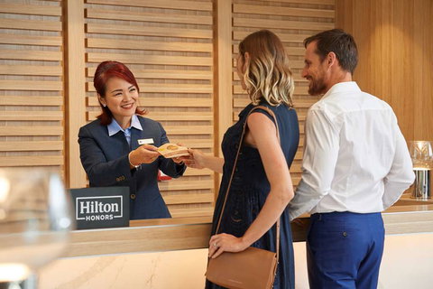 DoubleTree by Hilton Perth Waterfront - Accommodation Yamba 4