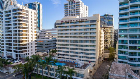 Crowne Plaza Perth - Accommodation Yamba 1