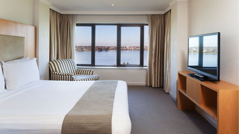Crowne Plaza Perth - Accommodation Yamba 14