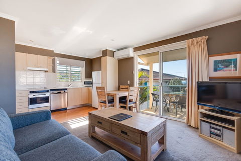 Aqualuna Beach Resort - Accommodation Yamba 4