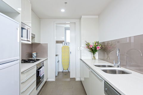 Astra Apartments North Sydney - Accommodation Yamba 5