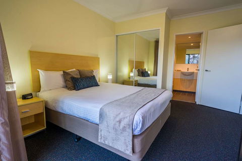 Perth Ascot Central Apartment Hotel - Accommodation Yamba 1