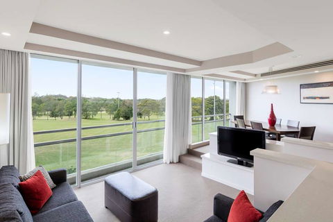RACV Royal Pines Resort - Accommodation Yamba 12