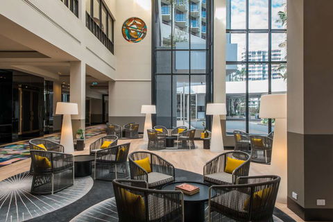 QT Gold Coast - Accommodation Yamba 17