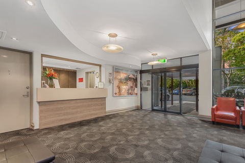 The Airport International Motel - Accommodation Yamba 2
