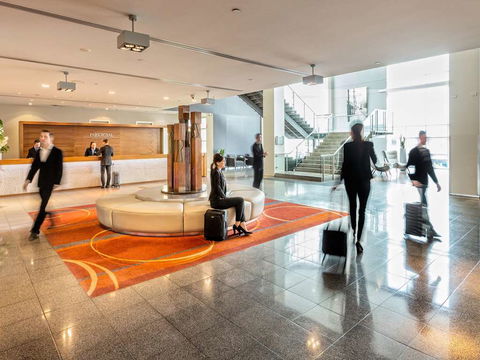 PARKROYAL Melbourne Airport - Accommodation Yamba 2