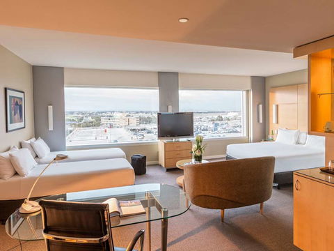PARKROYAL Melbourne Airport - Accommodation Yamba 4
