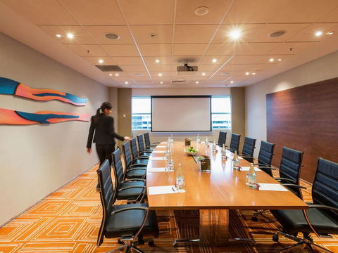 PARKROYAL Melbourne Airport - Accommodation Yamba 8