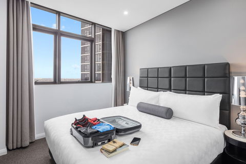 Meriton Suites Church Street, Parramatta - Accommodation Yamba 9