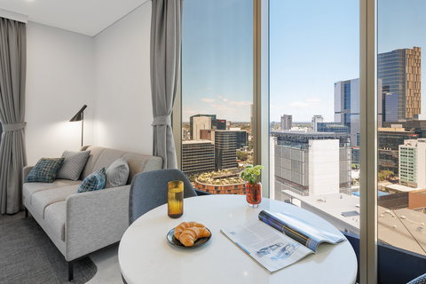 Meriton Suites George St - Accommodation Yamba 9