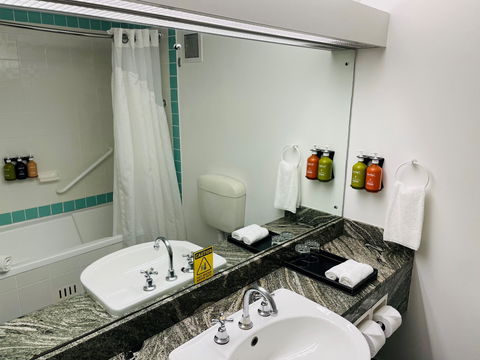 Holiday Inn Parramatta - Accommodation Yamba 7