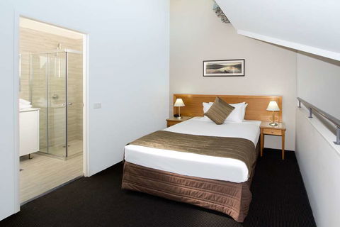 APX Apartments Parramatta - Accommodation Yamba 9