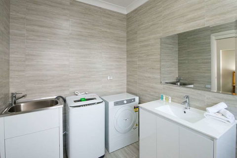 APX Apartments Parramatta - Accommodation Yamba 14