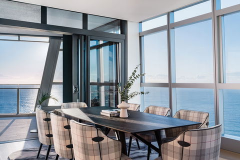 Langham, Gold Coast & Jewel Residences - Accommodation Yamba 8