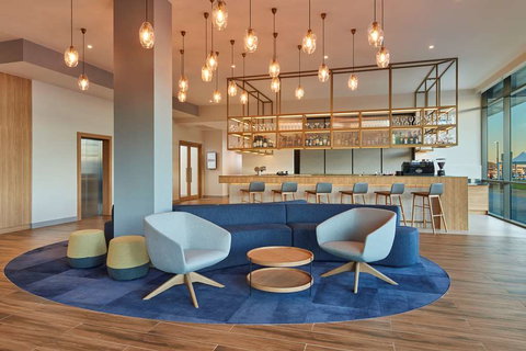 Hilton Garden Inn Albany - Accommodation Yamba 1